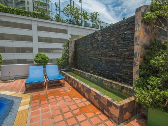 Фото Tai-Pan Hotel