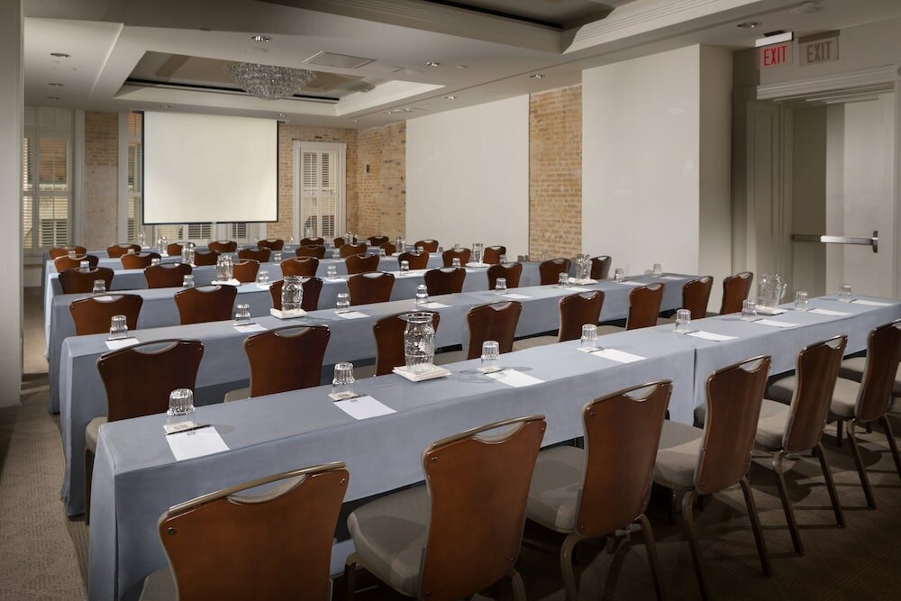 Фото Valencia Riverwalk