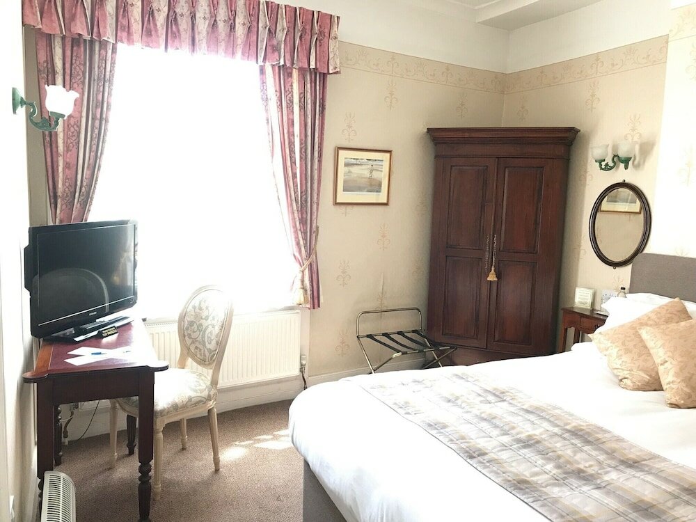 Фото Chapel House Restaurant with Rooms