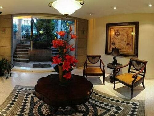 Гостиница Suites Obelisk в Мехико