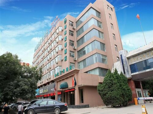 Гостиница GreenTree Inn Lanzhou Yantan High-tech Zone Nanhe Road Business Hotel в Ганьсу