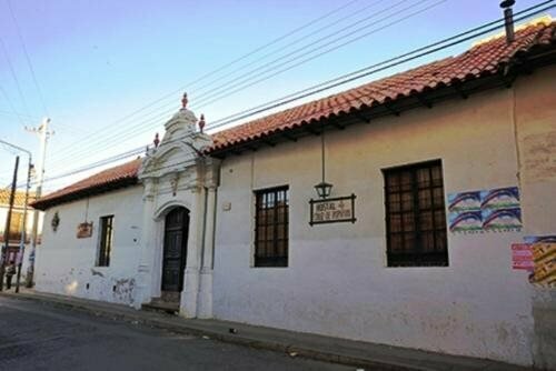 Хостел Cruz de Popayán в Сукре