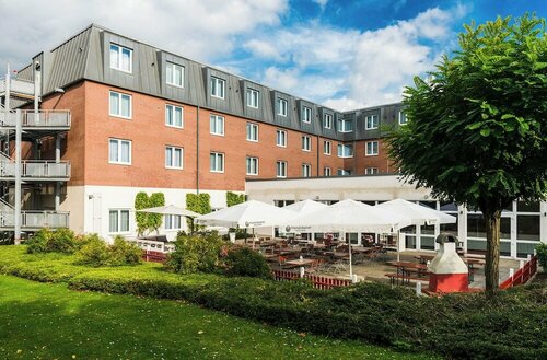 Гостиница Hotel Oberhausen Neue Mitte affiliated by Meliá в Ботропе