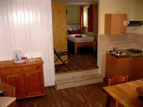 Гостиница Pension Wiesenhof „Bed & Breakfast“ в Темплине