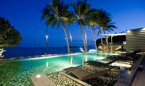 Гостиница Sareeraya Villas & Suites в Самуи