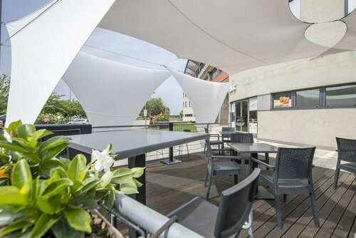 Гостиница Airporthotel Verona Congress & Relax в Виллафранка-ди-Вероне