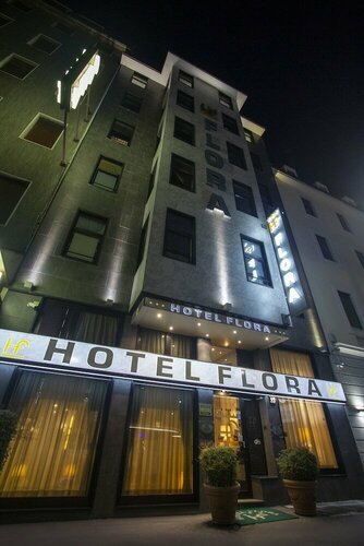 Гостиница Hotel Flora Milan в Милане