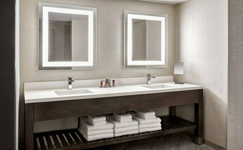 Гостиница Ventura Beach Marriott в Вентуре