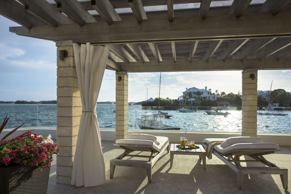 Фото Hamilton Princess & Beach Club A Fairmont Managed Hotel