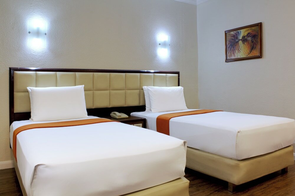 Фото Rothman Hotel