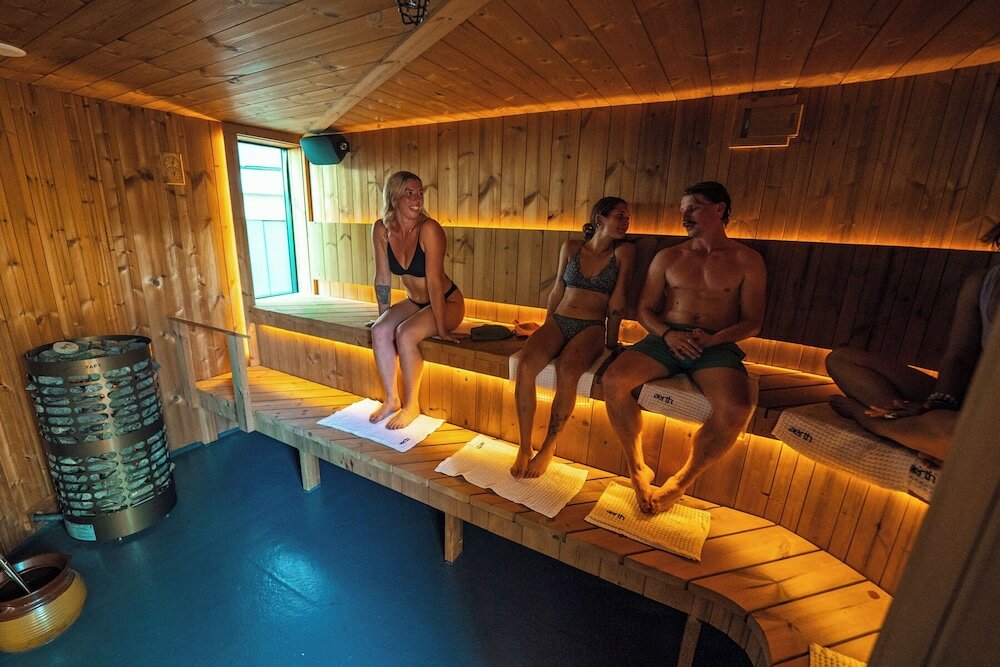 Фото Huntingdon Manor Hotel