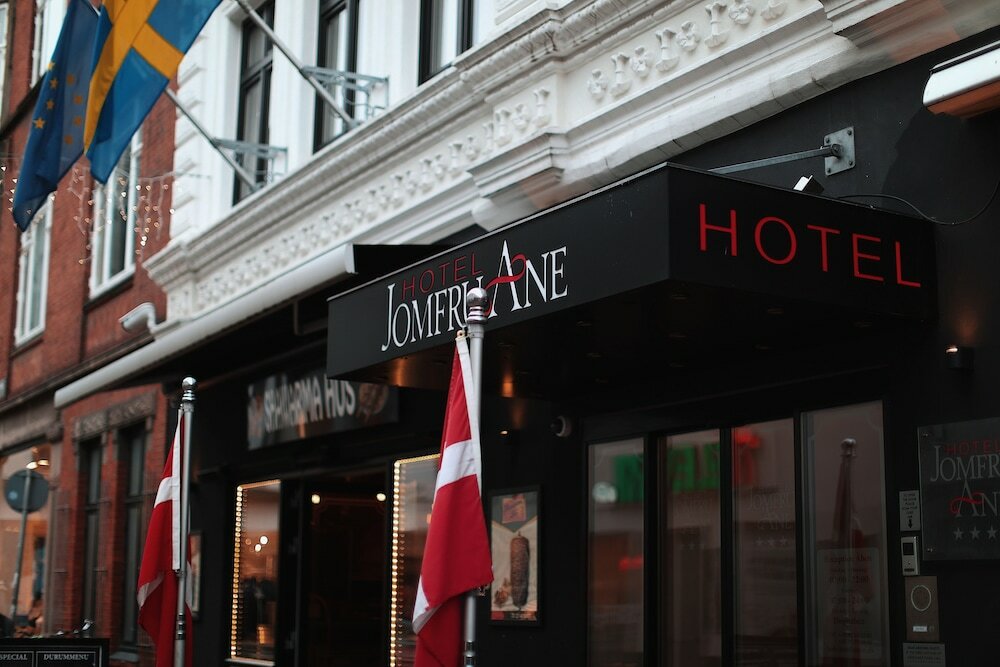 Фото Hotel Jomfru Ane