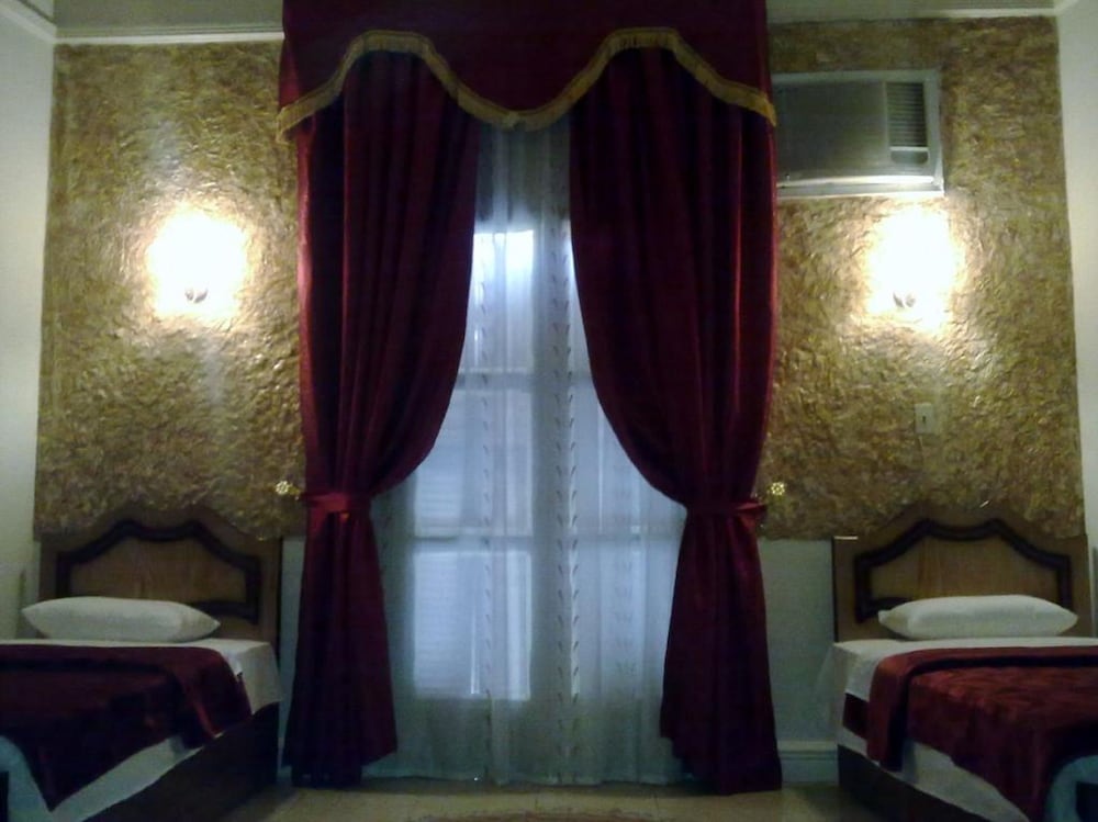 Фото Alexander Hostel