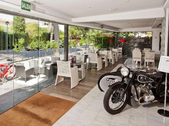 Фото Hotel Sitges