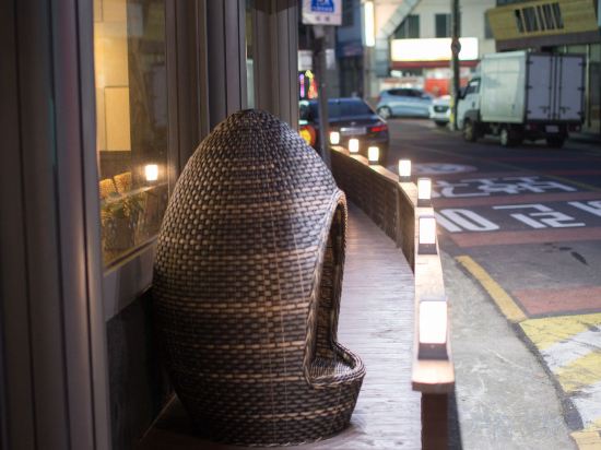 Фото Jeju Stay Hotel