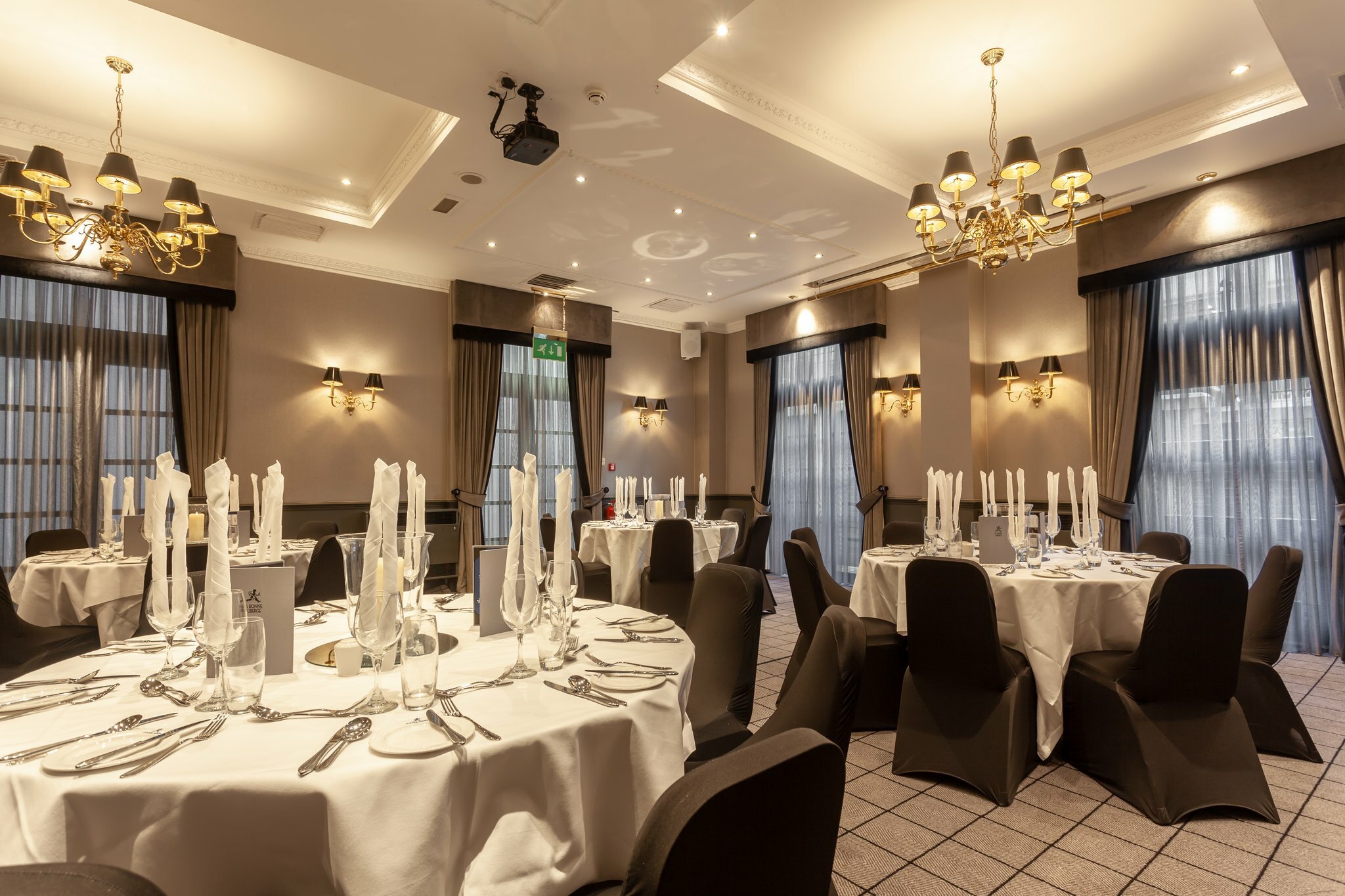 Фото Holiday Inn Glasgow City Centre Theatreland, an Ihg Hotel