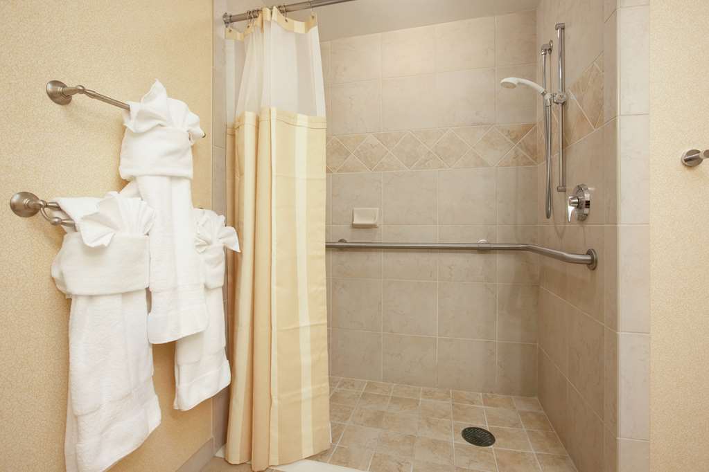 Фото Hilton Raleigh North Hills