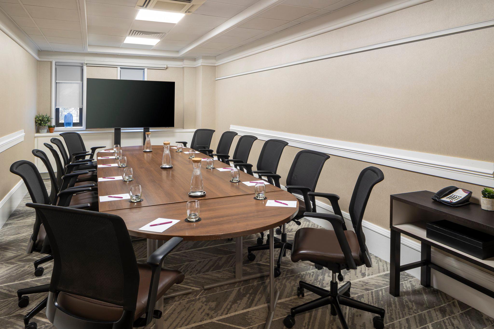 Фото Crowne Plaza Leeds, an Ihg Hotel