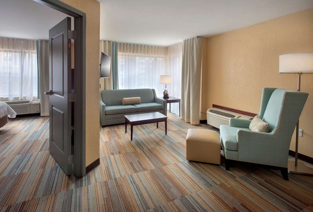 Фото Hilton Garden Inn Albany Medical Center
