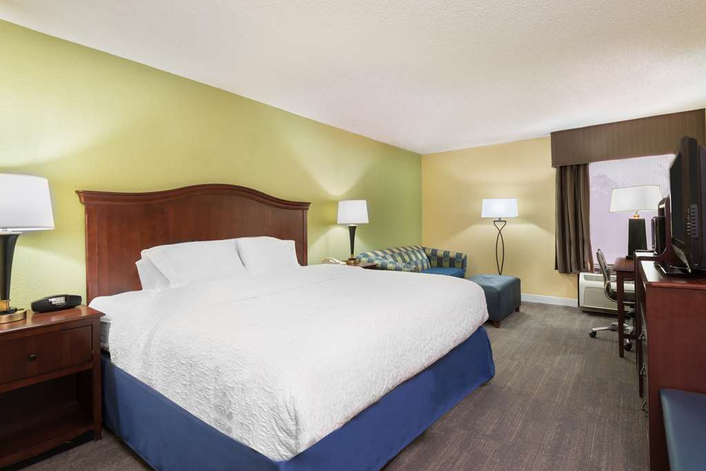 Фото Hampton Inn Raleigh Cary