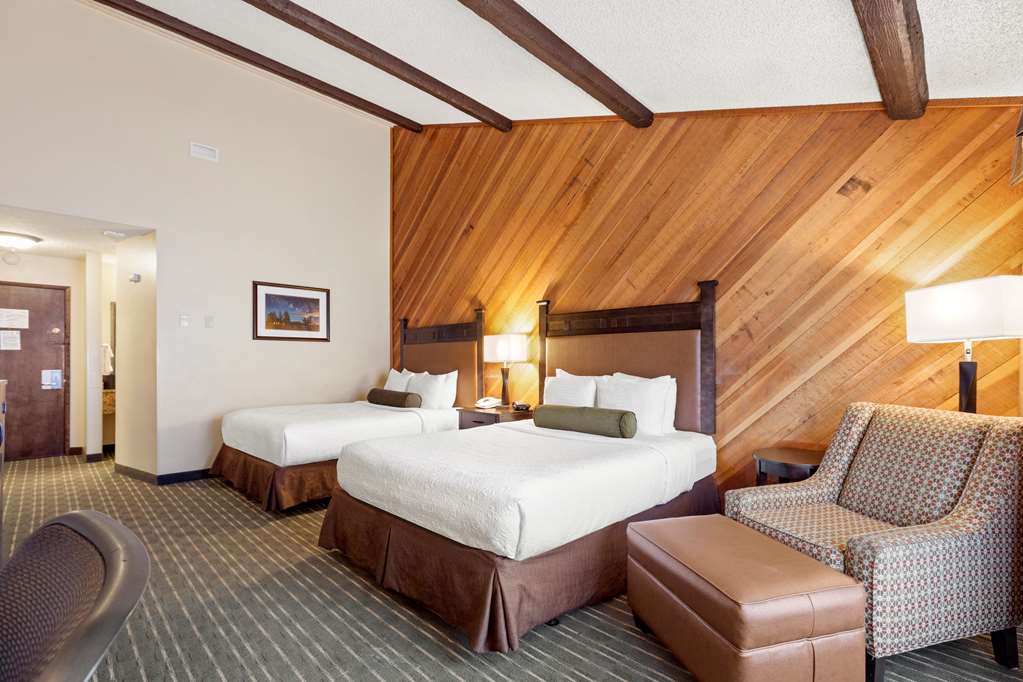 Фото Best Western Plus Tree House