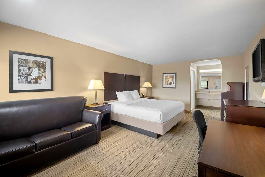 Фото Best Western Cedar Inn