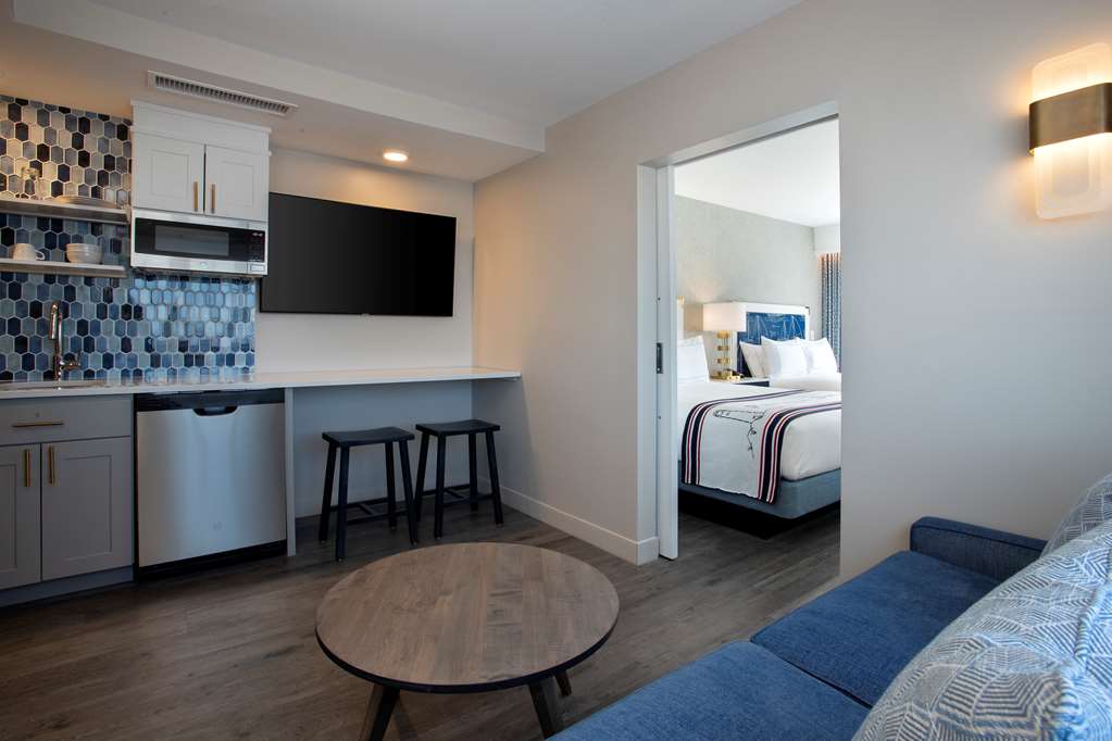 Фото Fenwick Shores, Tapestry Collection by Hilton