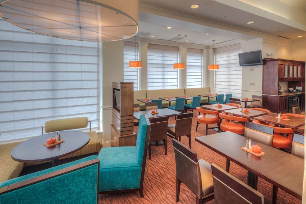 Фото Hilton Garden Inn Shelton