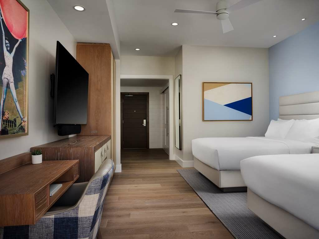 Фото Beach Village at The Del, Curio Collection by Hilton