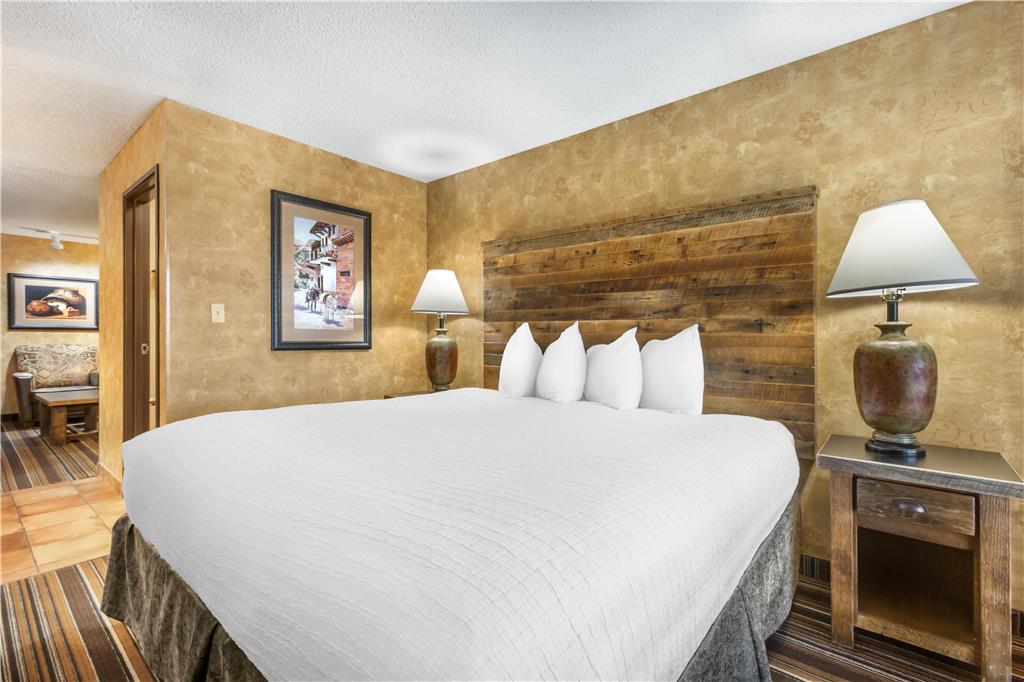 Фото Best Western Plus Inn of Santa Fe