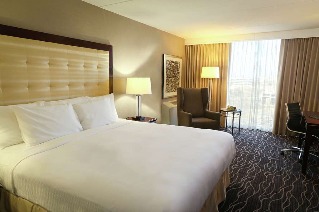 Фото Hilton Kansas City Airport