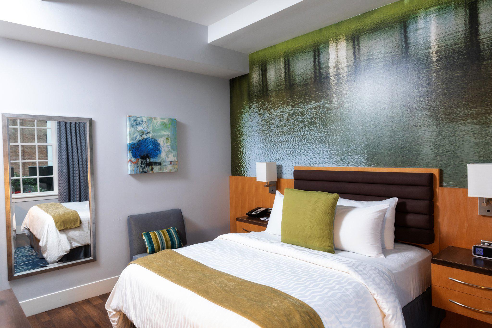 Фото отеля 2