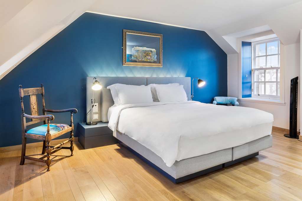 Фото Radisson Collection Hotel, Royal Mile Edinburgh