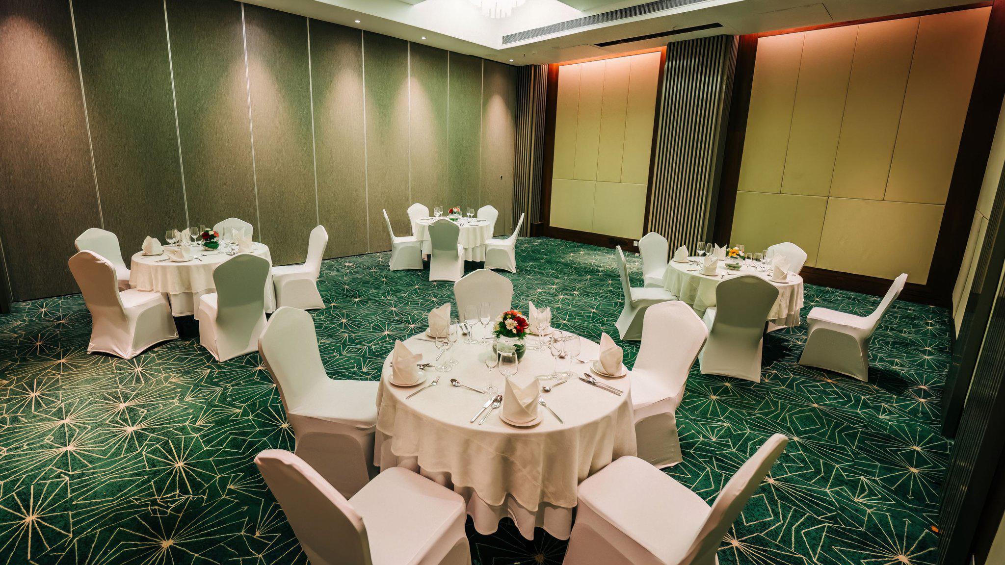 Фото Holiday Inn Goa Candolim