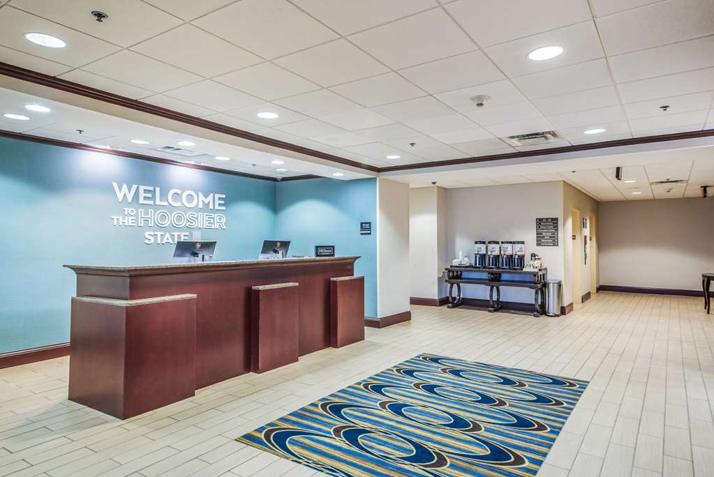 Фото Hampton Inn Greenfield