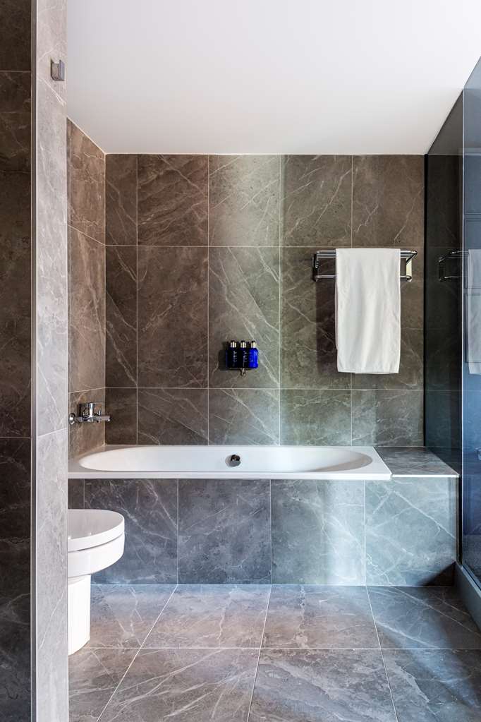 Фото Radisson Blu Hotel, Madrid Prado