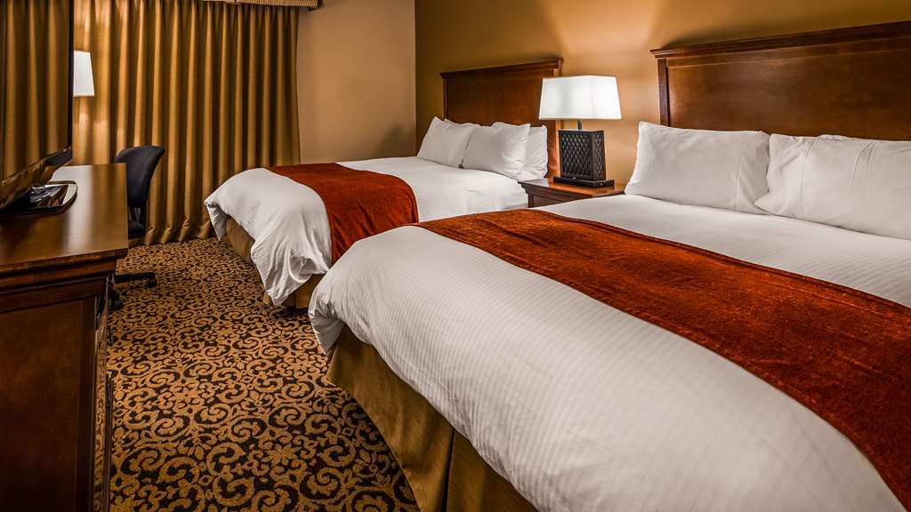 Фото Best Western Tyrolean Lodge
