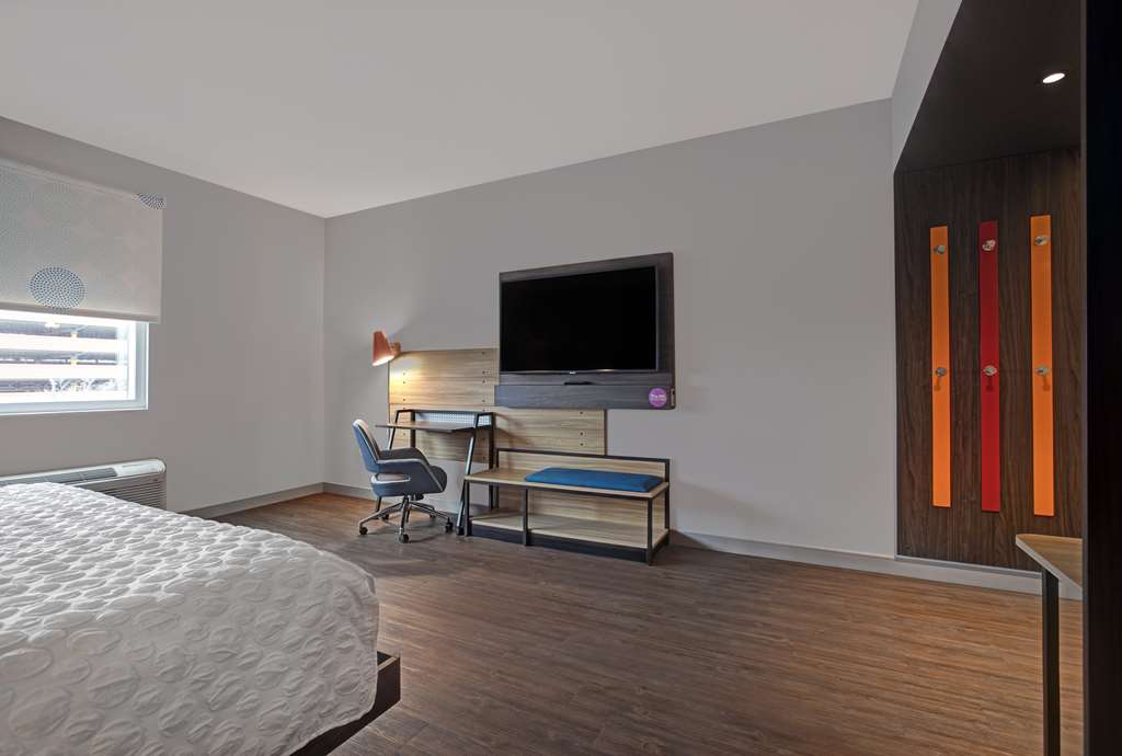 Фото Tru by Hilton Milwaukee Downtown, Wi