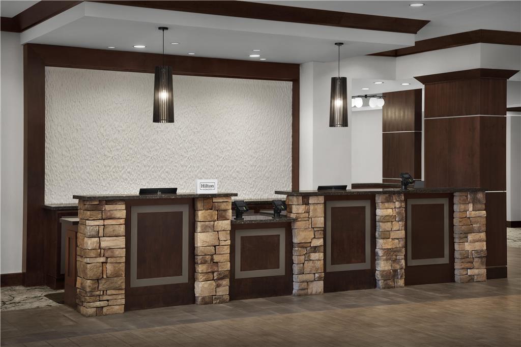 Фото Hilton Garden Inn Oklahoma City Bricktown