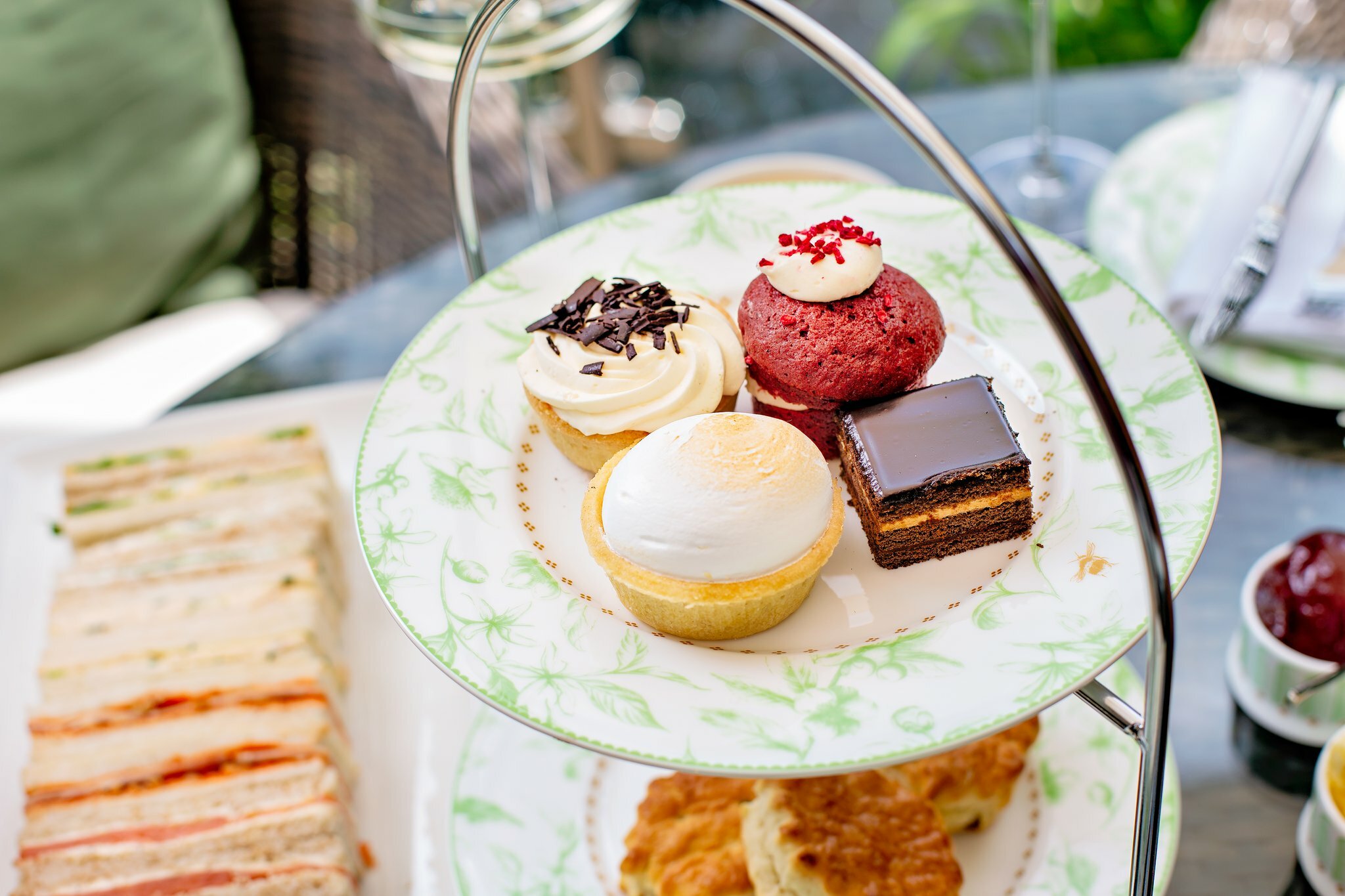 Фото Holiday Inn London - Kensington High St., an Ihg Hotel