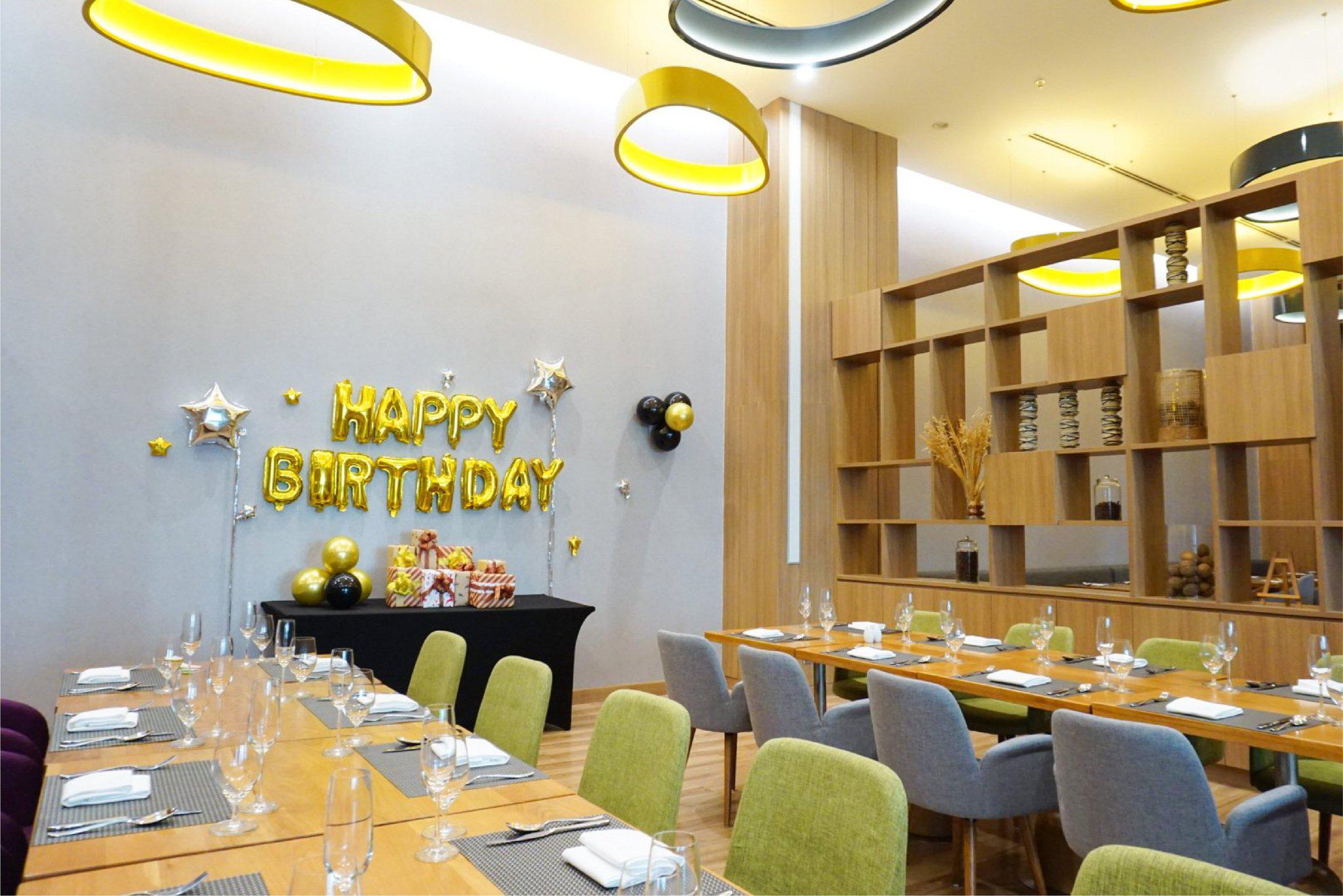 Фото Holiday Inn & Suites Saigon Airport