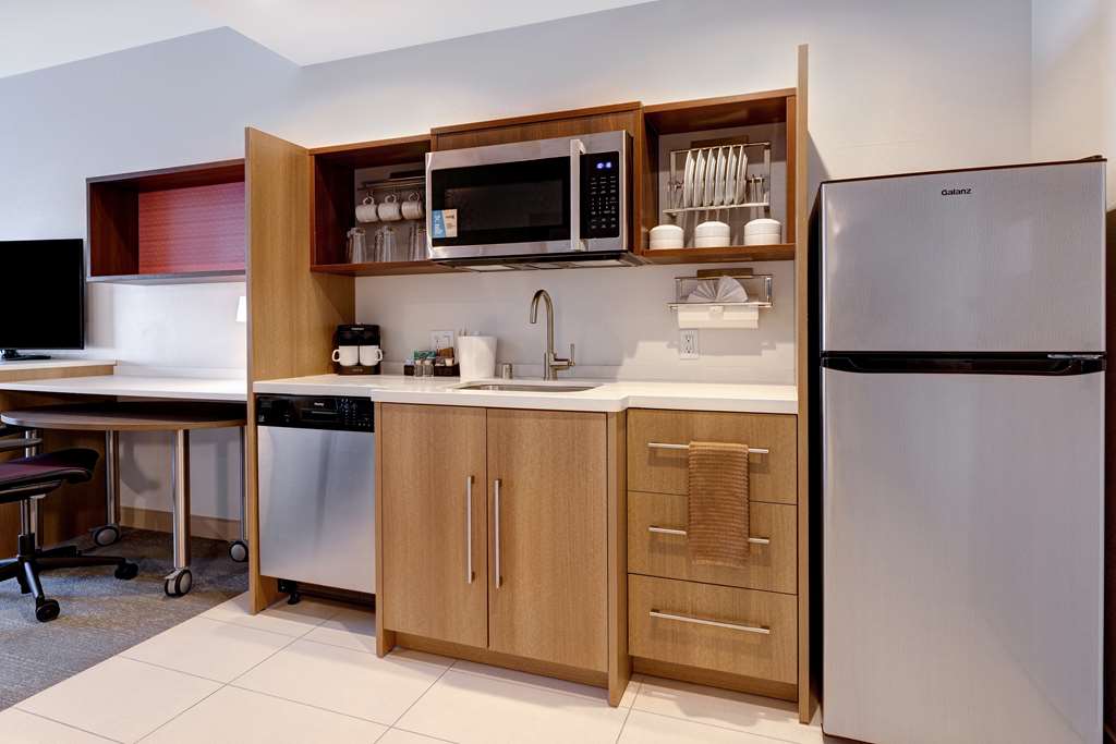 Фото Home2 Suites by Hilton Las Vegas Northwest