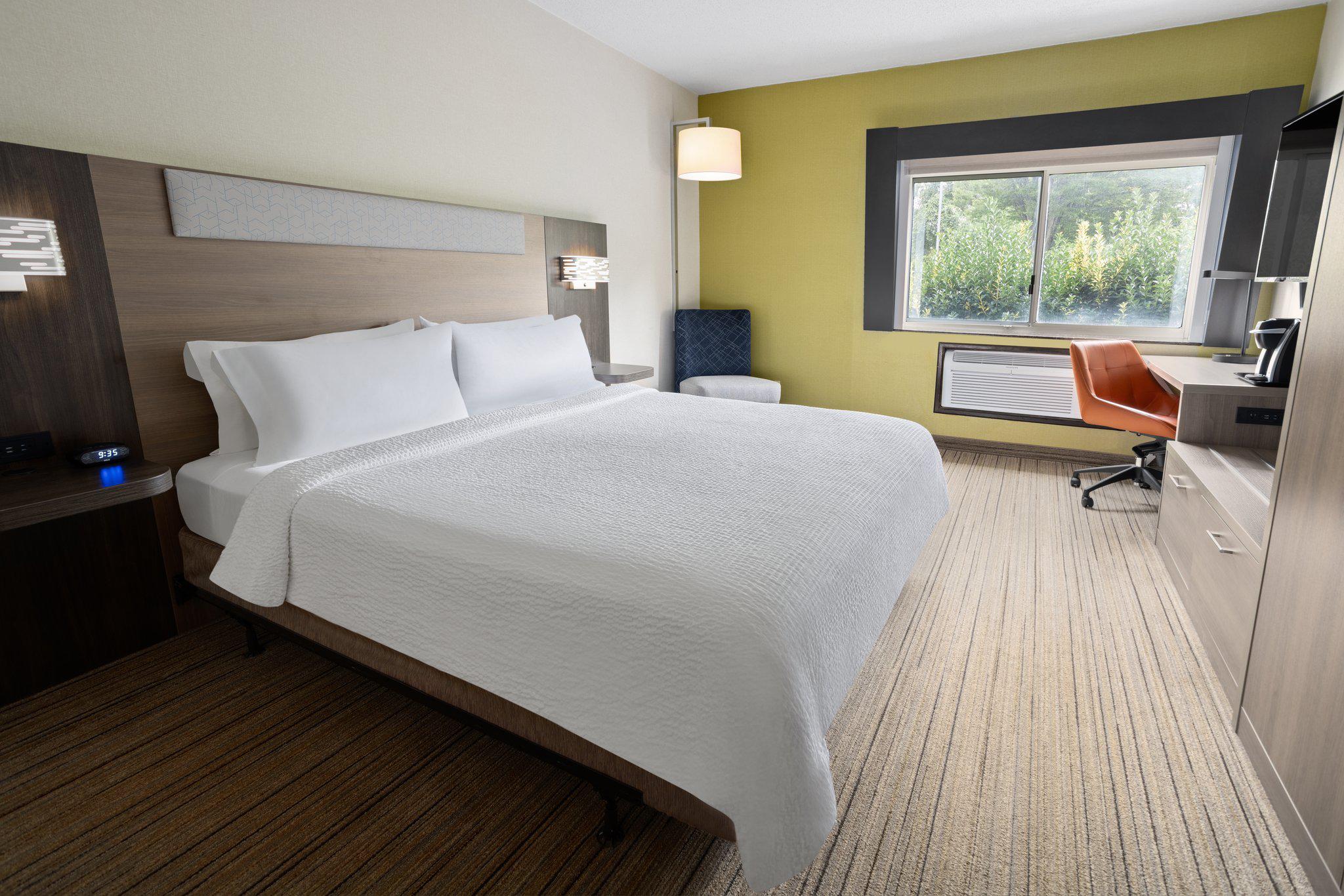 Фото Holiday Inn Express Stony Brook, an Ihg Hotel