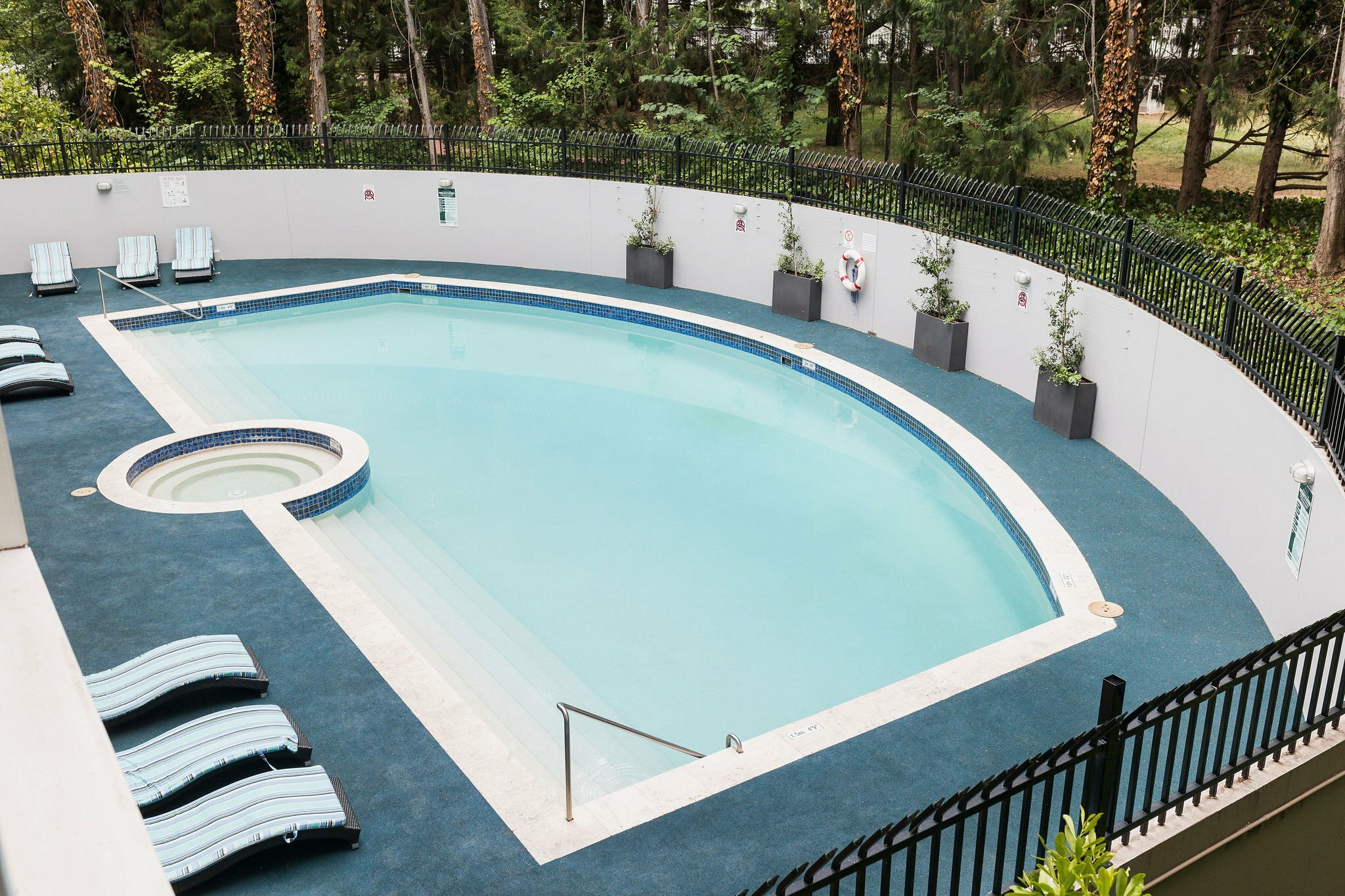 Фото Crowne Plaza Canberra