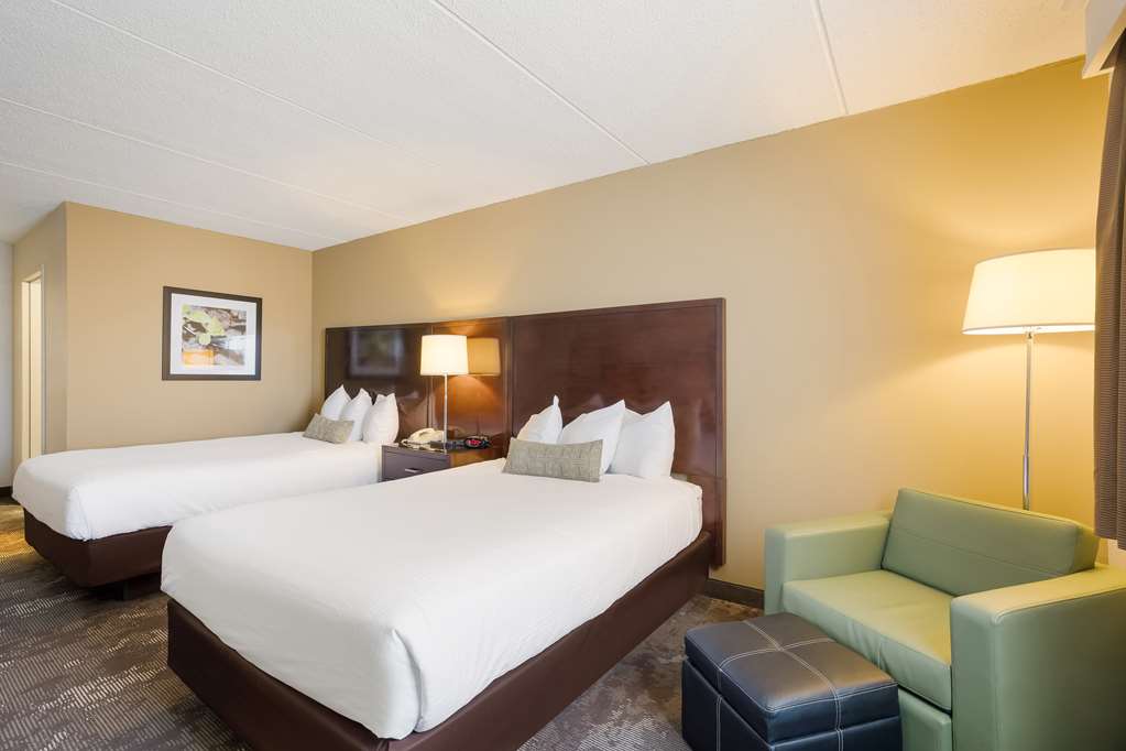 Фото Best Western Riverfront Inn