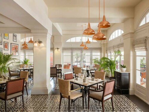 Гостиница Raffles Hotel Le Royal в Пномпене