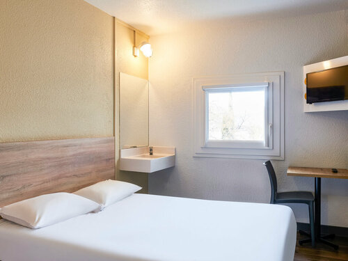Гостиница HotelF1 Paris Porte de Montreuil в Ножан-сюре-Марне