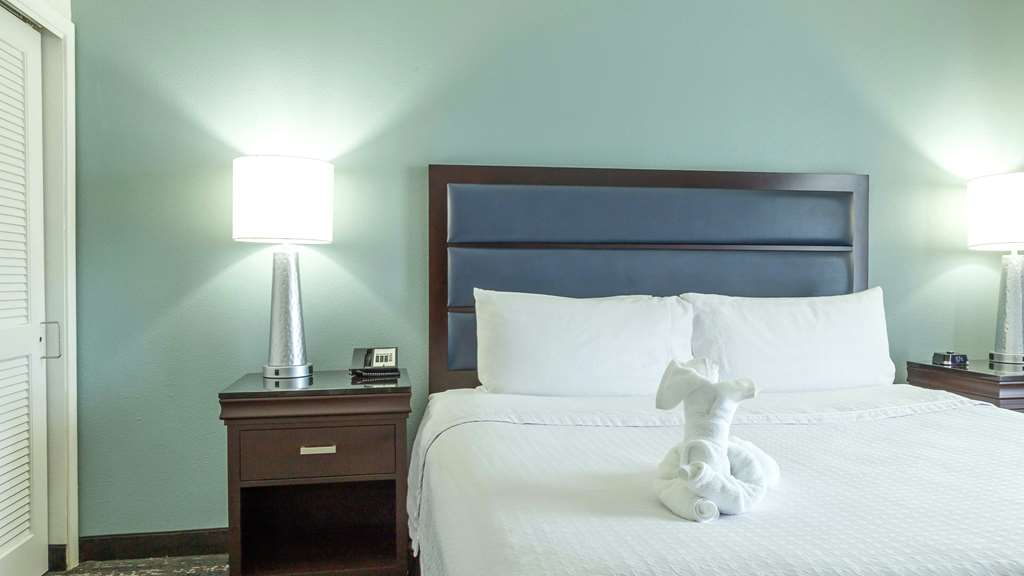 Фото Homewood Suites by Hilton Miami Airport West