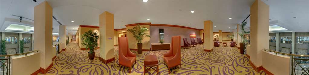 Фото Hilton Charlotte Uptown