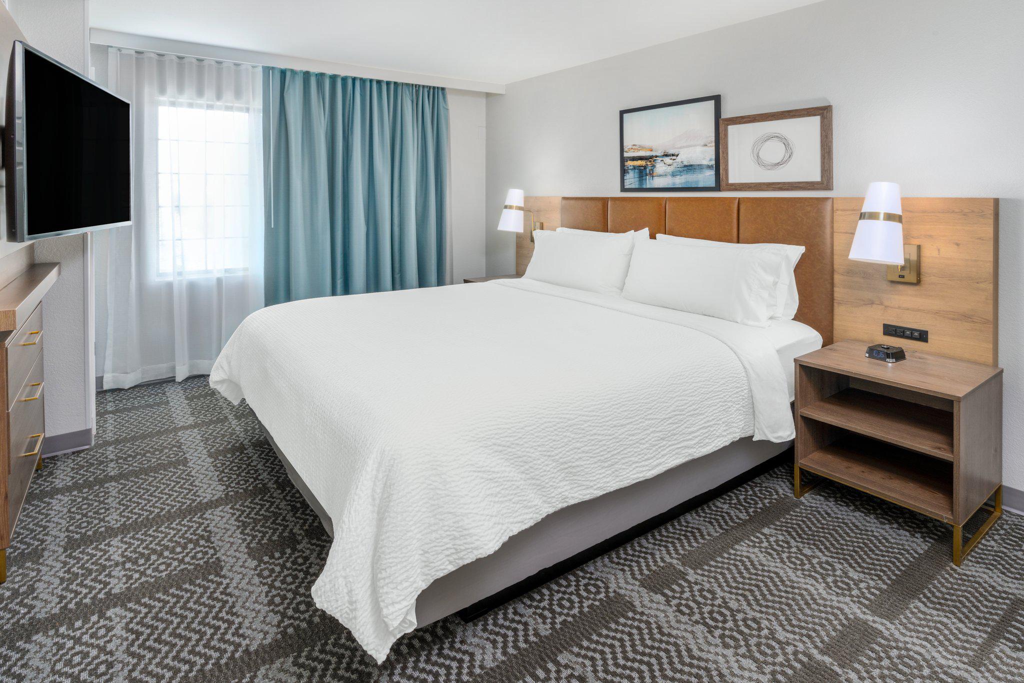 Фото Staybridge Suites Denver - Cherry Creek, an Ihg Hotel